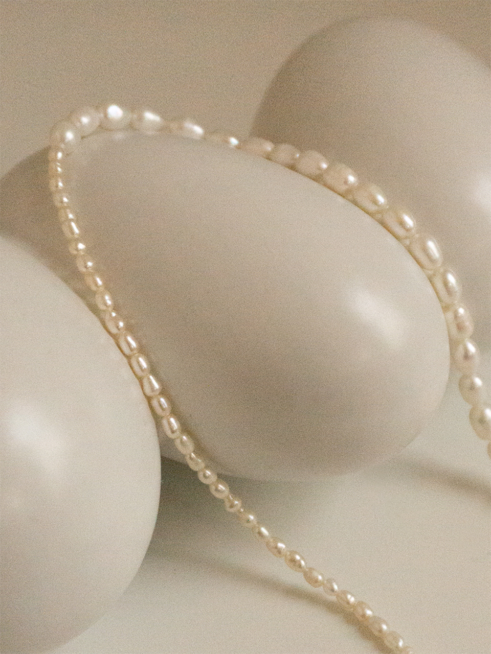 egg pearl necklace-1